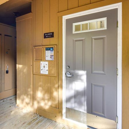 Ski-Inandout And Golf Condo With Aandc At Holiday Valley! إليكوتفيل المظهر الخارجي الصورة