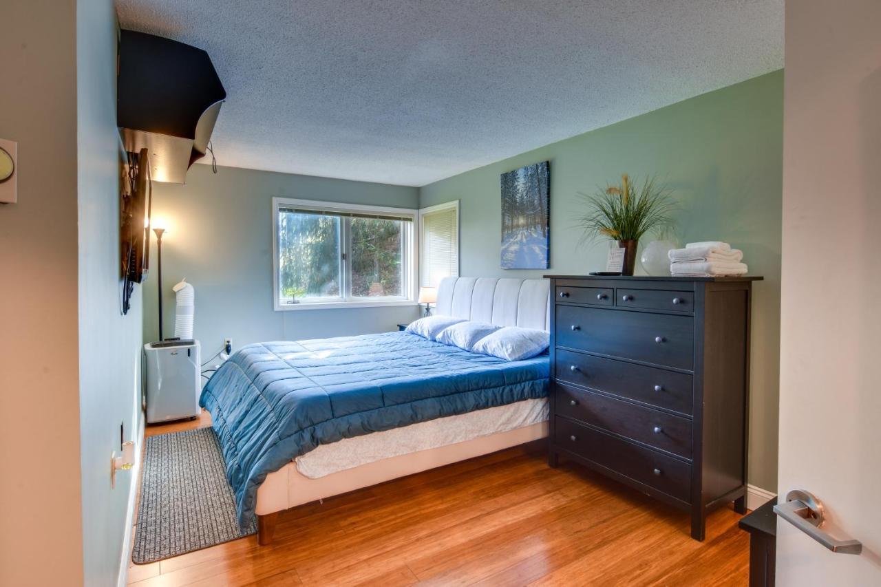 Ski-Inandout And Golf Condo With Aandc At Holiday Valley! إليكوتفيل المظهر الخارجي الصورة